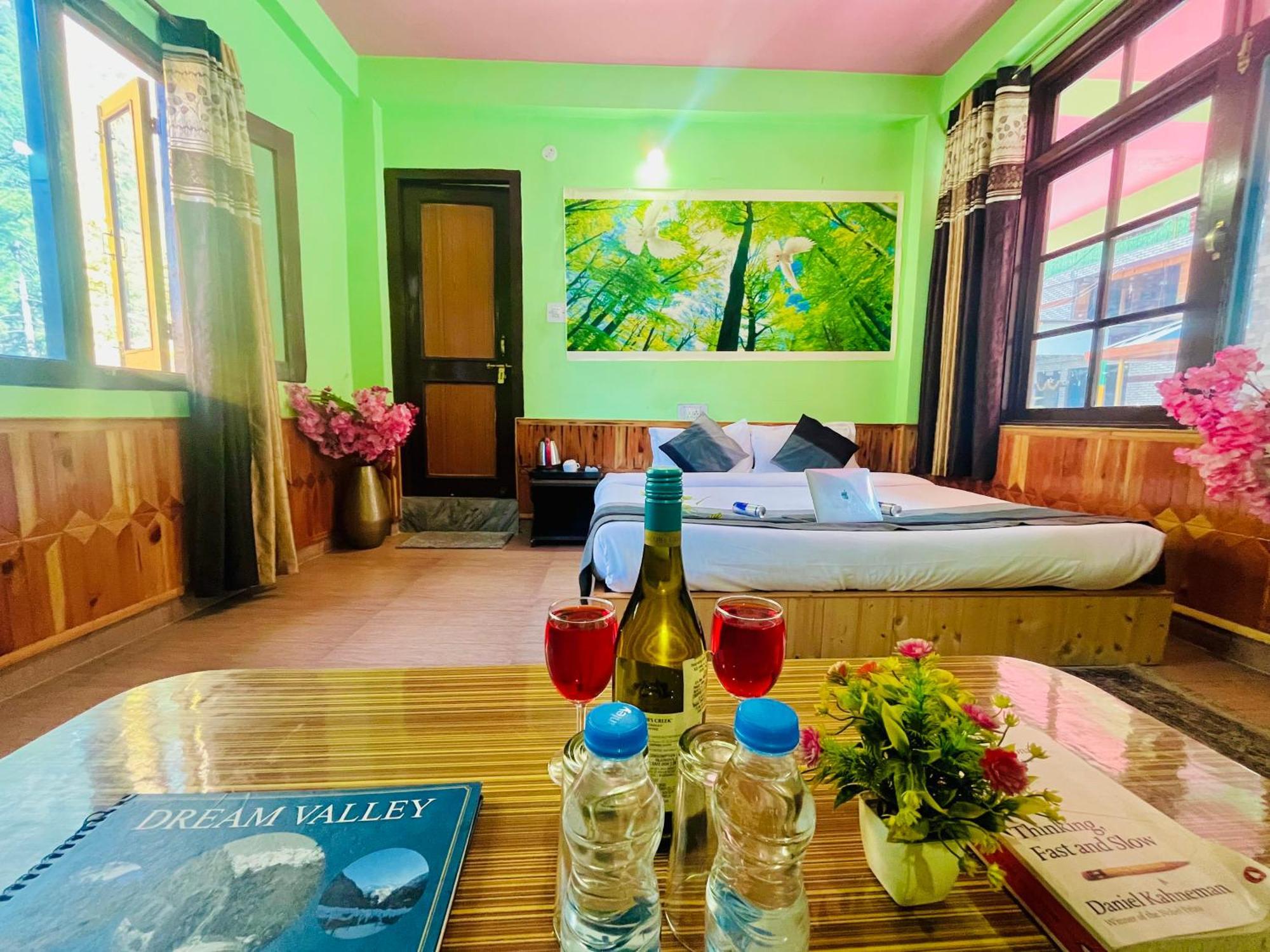 Russian Unit Kasol By Valley Exterior foto