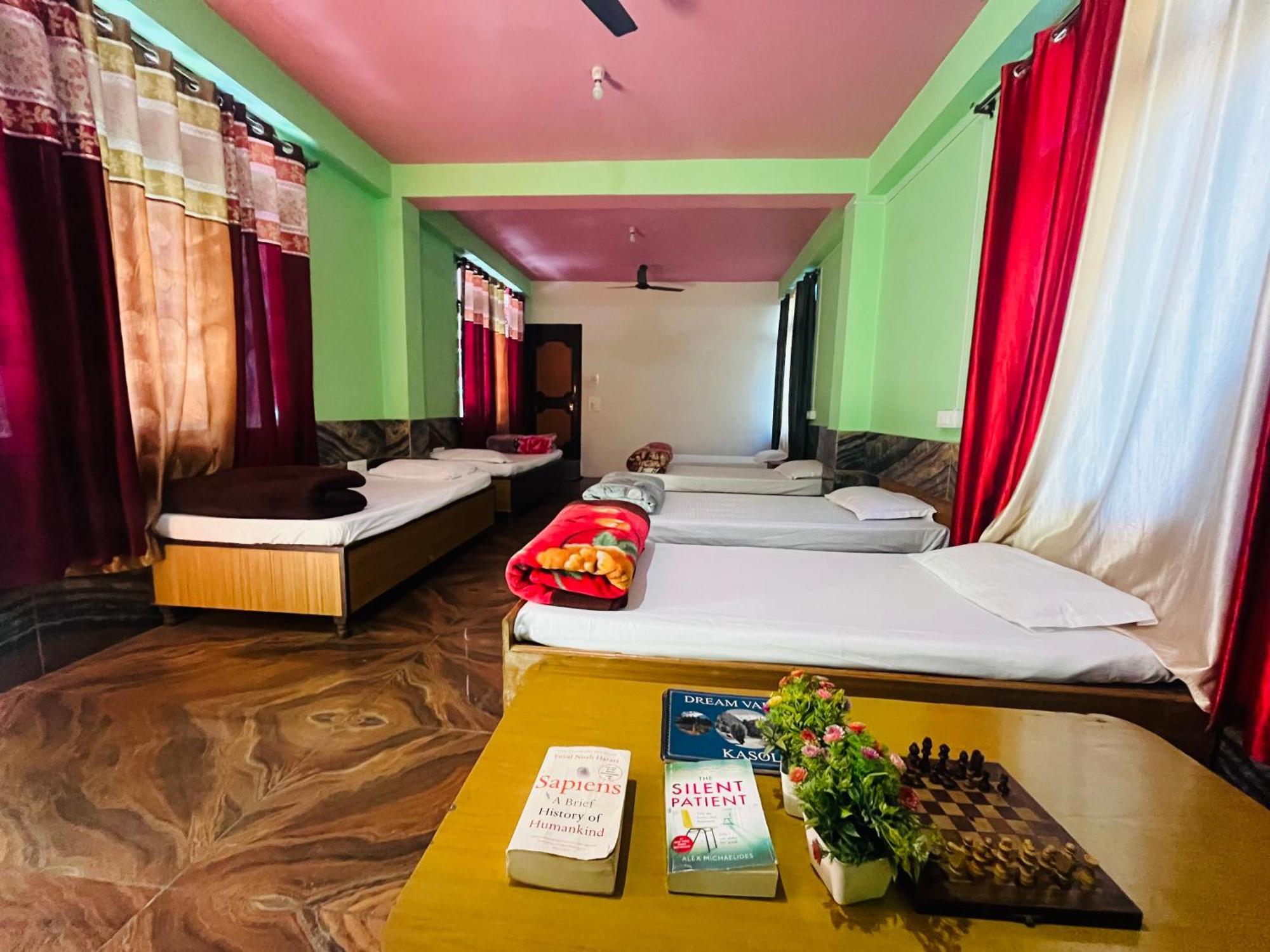 Russian Unit Kasol By Valley Exterior foto